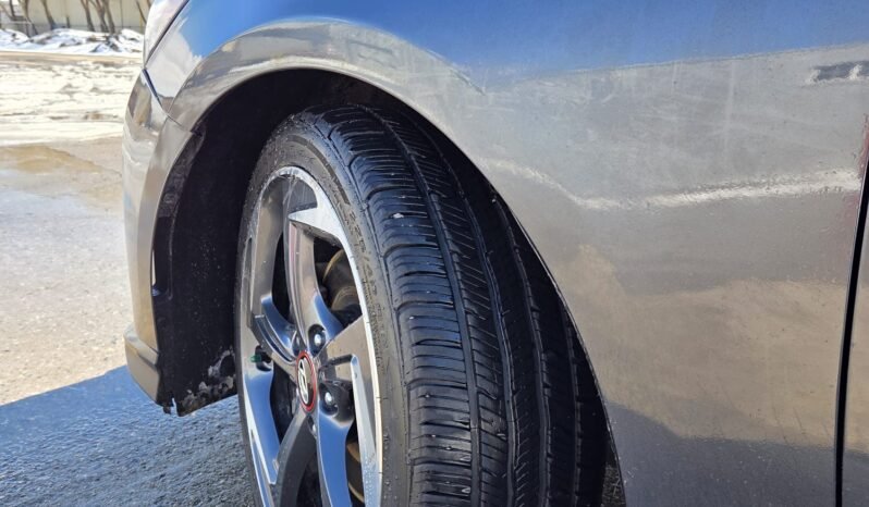 2019 Hyundai Veloster Turbo Tech full