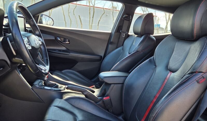 2019 Hyundai Veloster Turbo Tech full