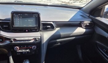 2019 Hyundai Veloster Turbo Tech full