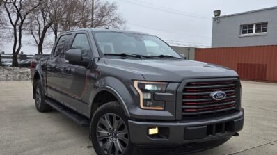 2017 Ford F150 Lariat Sport CrewCab 4WD