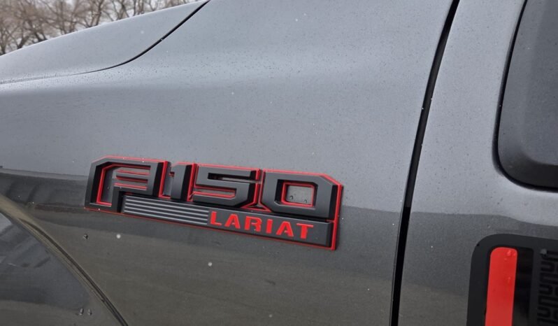 2017 Ford F150 Lariat Sport CrewCab 4WD full