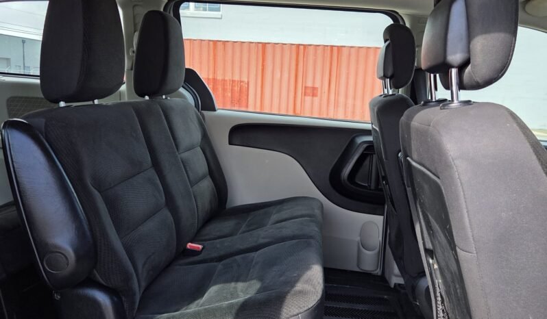 2017 Dodge Grand Caravan SXT full
