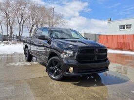 2022 Ram 1500 Classic Express CrewCab 4WD