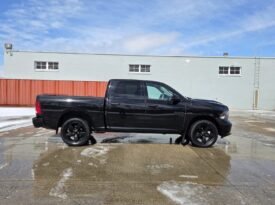 2022 Ram 1500 Classic Express CrewCab 4WD