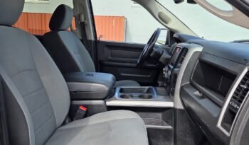 2022 Ram 1500 Classic Express CrewCab 4WD full