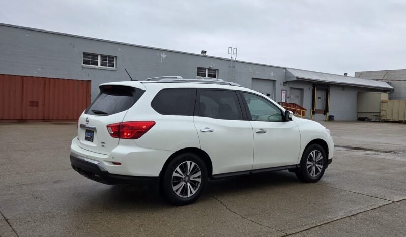 2017 Nissan Pathfinder SL 4WD full