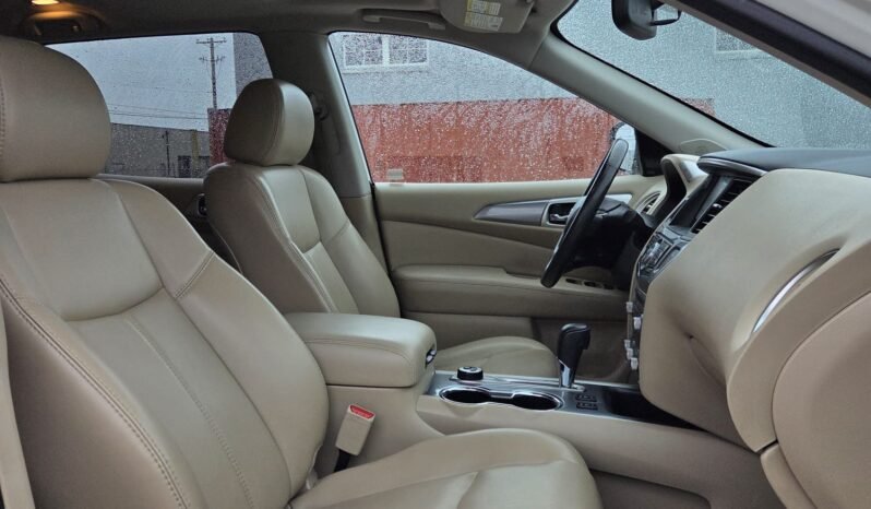 2017 Nissan Pathfinder SL 4WD full