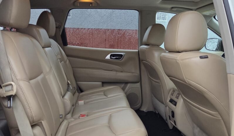 2017 Nissan Pathfinder SL 4WD full