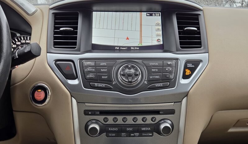 2017 Nissan Pathfinder SL 4WD full