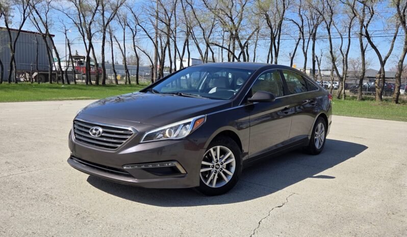 2015 Hyundai Sonata GL Sedan full