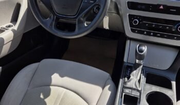 2015 Hyundai Sonata GL Sedan full