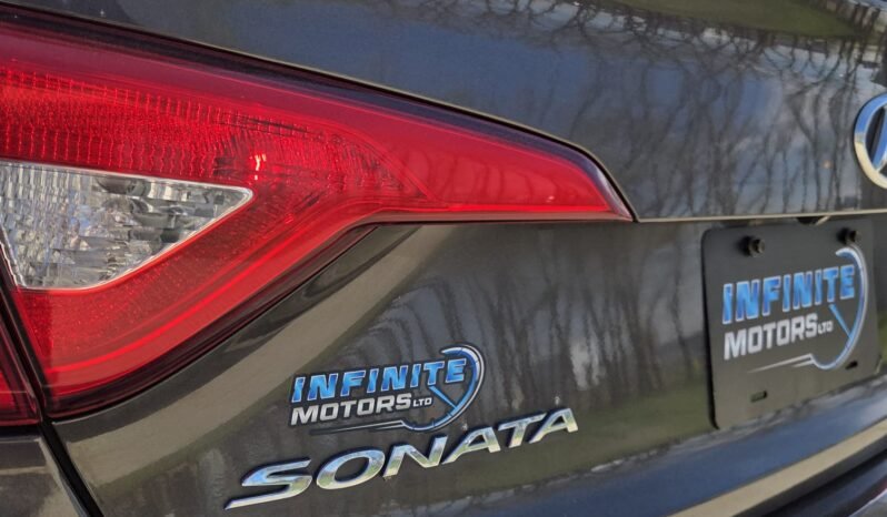 2015 Hyundai Sonata GL Sedan full