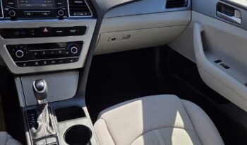 2015 Hyundai Sonata GL Sedan full