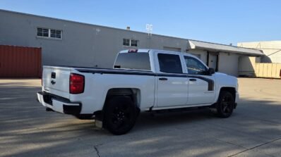 2018 Chevy Silverado 1500 Custom Crew Cab 4WD