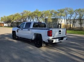 2018 Chevy Silverado 1500 Custom Crew Cab 4WD
