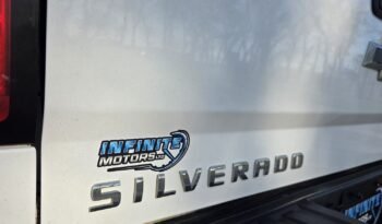 2018 Chevy Silverado 1500 Custom Crew Cab 4WD full
