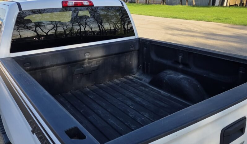 2018 Chevy Silverado 1500 Custom Crew Cab 4WD full
