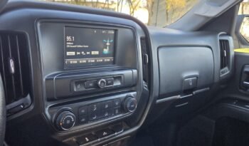 2018 Chevy Silverado 1500 Custom Crew Cab 4WD full