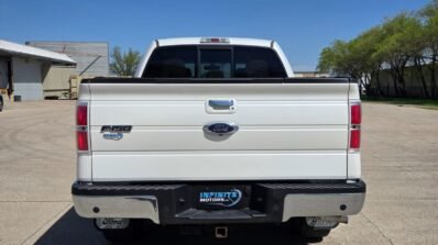 2013 Ford F150 Lariat Crew Cab 4WD