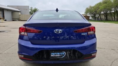 2020 Hyundai Elantra Preferred Sedan