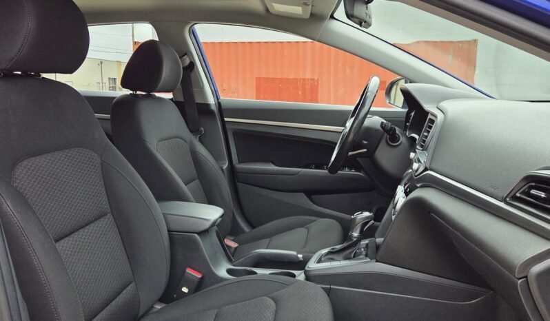 2020 Hyundai Elantra Preferred Sedan full