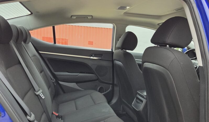 2020 Hyundai Elantra Preferred Sedan full
