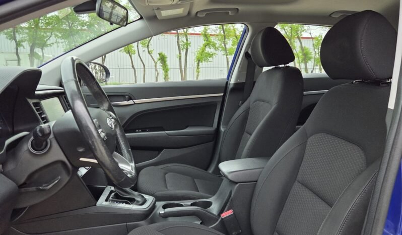 2020 Hyundai Elantra Preferred Sedan full