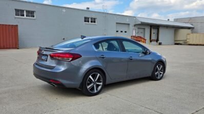 2017 Kia Forte EX Sedan