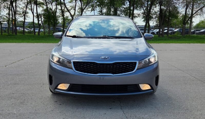 2017 Kia Forte EX Sedan full
