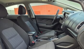 2017 Kia Forte EX Sedan full