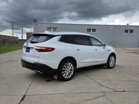 2018 Buick Enclave Essence AWD