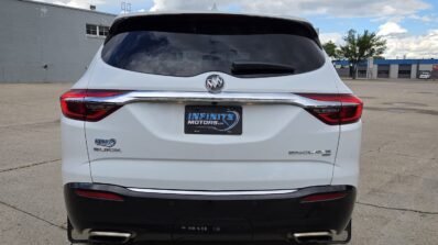 2018 Buick Enclave Essence AWD