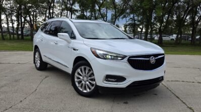 2018 Buick Enclave Essence AWD