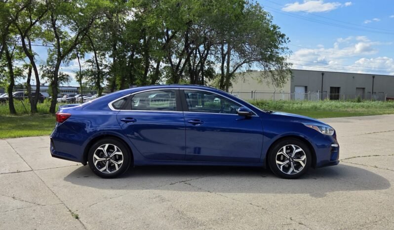 2020 Kia Forte EX Sedan full