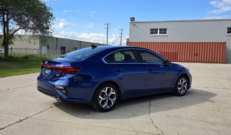 2020 Kia Forte EX Sedan full