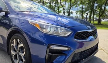 2020 Kia Forte EX Sedan full
