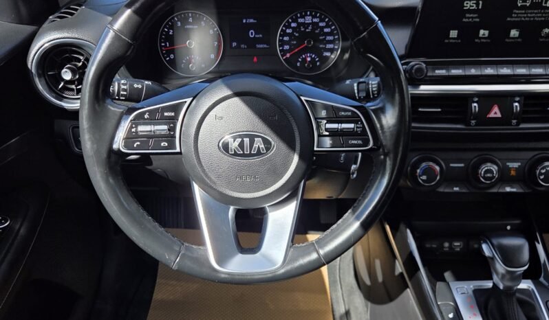 2020 Kia Forte EX Sedan full