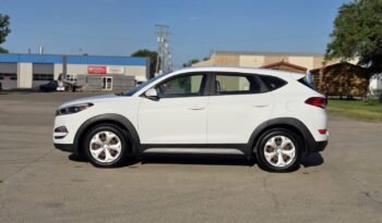 2017 Hyundai Tucson SE AWD full