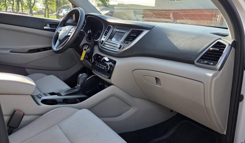 2017 Hyundai Tucson SE AWD full