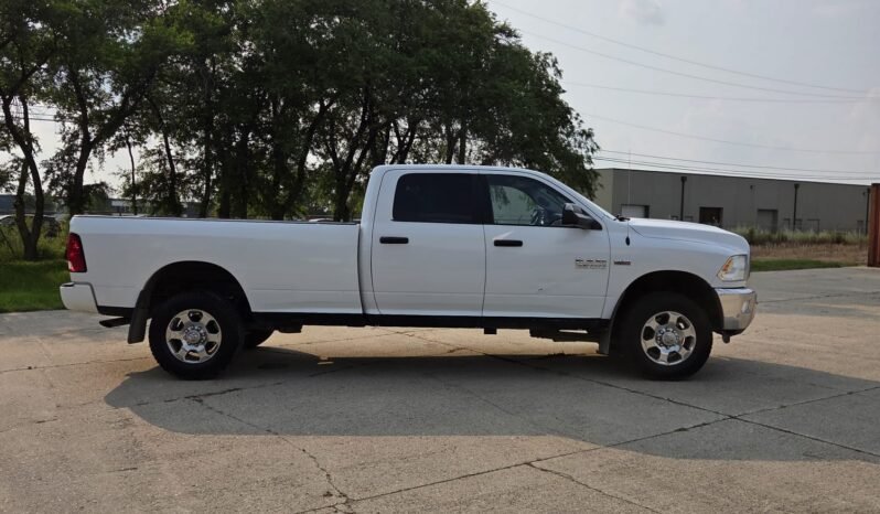 2018 Ram 2500 SLT Heavy Duty CrewCab 4WD Long Box full