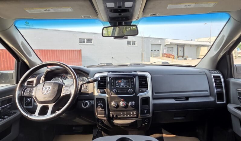 2018 Ram 2500 SLT Heavy Duty CrewCab 4WD Long Box full