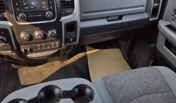2018 Ram 2500 SLT Heavy Duty CrewCab 4WD Long Box full