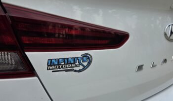 2020 Hyundai Elantra Preferred SEL Sedan full