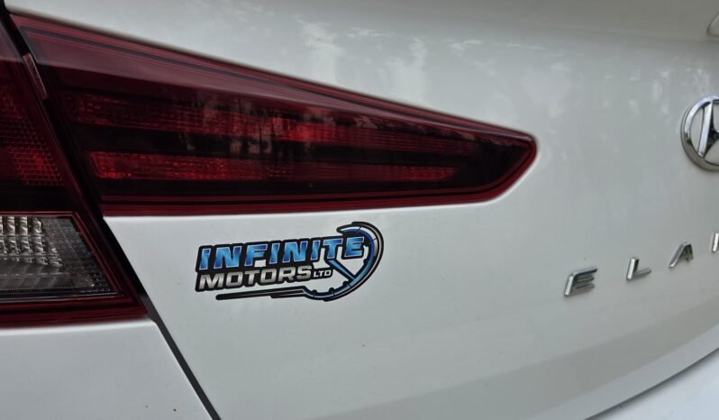 2020 Hyundai Elantra Preferred SEL Sedan full