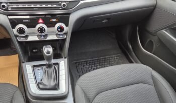 2020 Hyundai Elantra Preferred SEL Sedan full