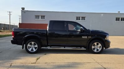 2017 Ram 1500 Sport Crew Cab 4WD