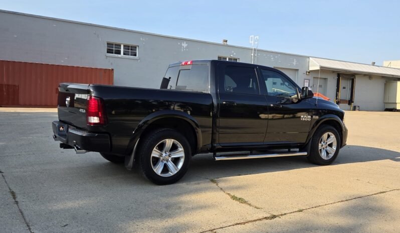 2017 Ram 1500 Sport Crew Cab 4WD full