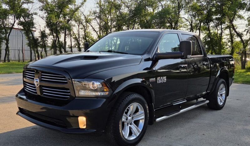 2017 Ram 1500 Sport Crew Cab 4WD full