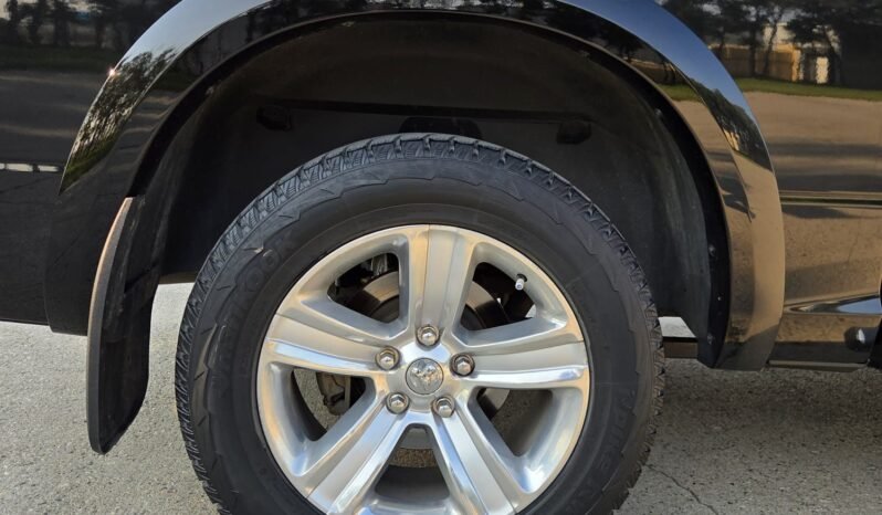 2017 Ram 1500 Sport Crew Cab 4WD full