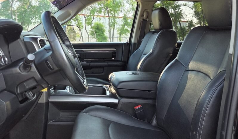 2017 Ram 1500 Sport Crew Cab 4WD full